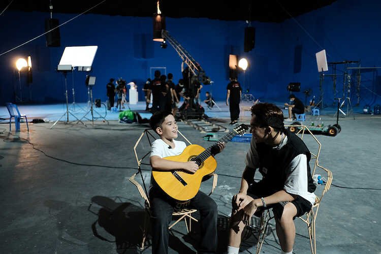 Rapper nhí Shumo ráo riết tập luyện cho MTV School Fest 2022 MTV-School-Fest-2022-07