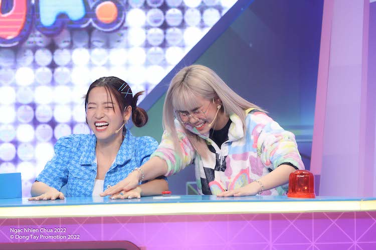 Ngac nhien chua 01