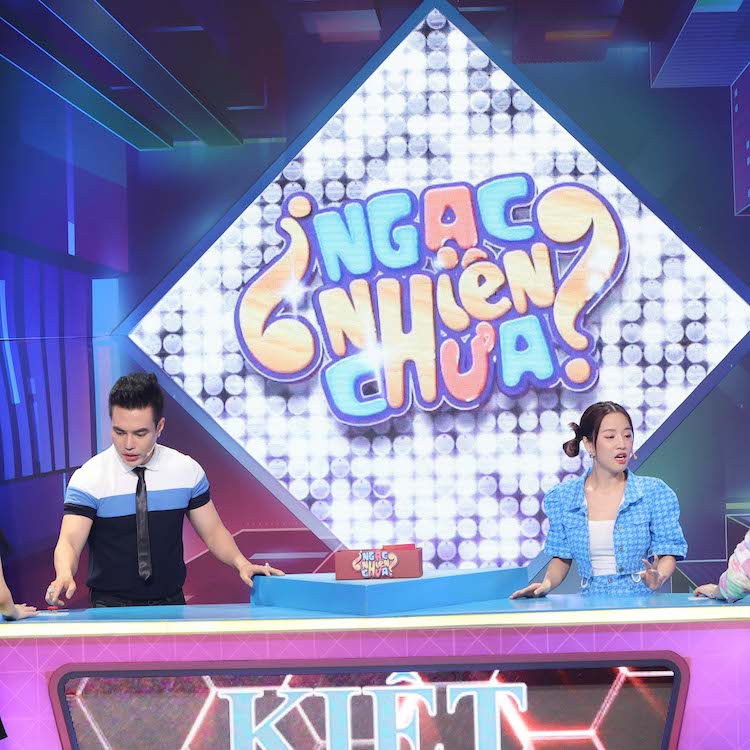 Ngạc Nhiên Chưa