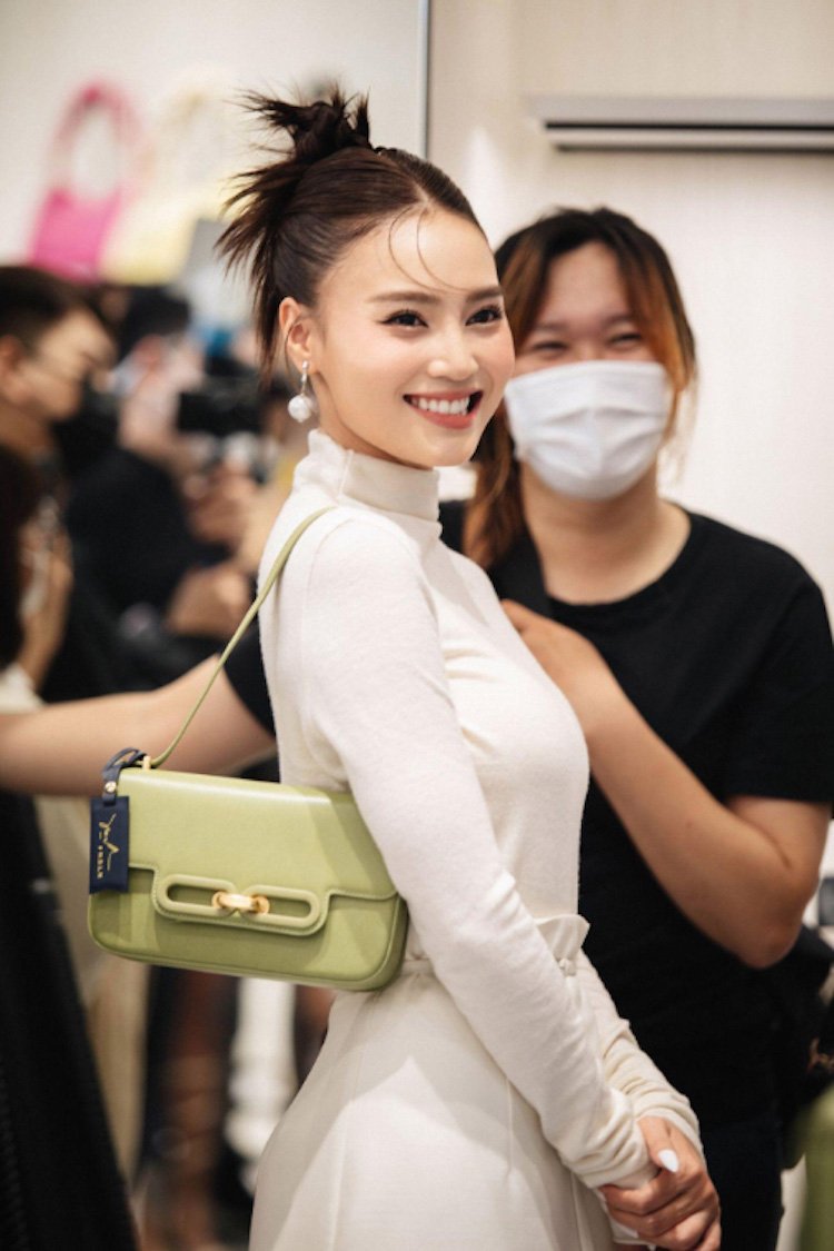Pedro ra mắt phiên bản túi Kate Bag màu xanh olive độc quyền Kate Bag