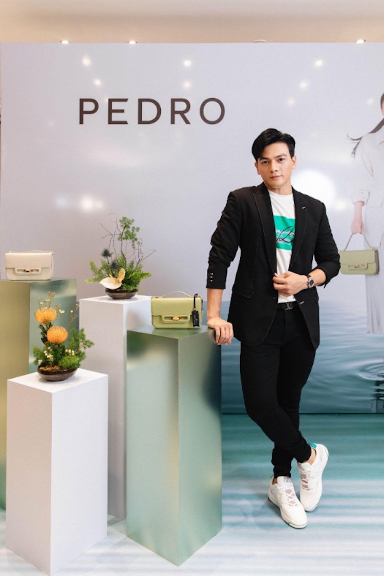 Pedro ra mắt phiên bản túi Kate Bag màu xanh olive độc quyền Kate Bag 04