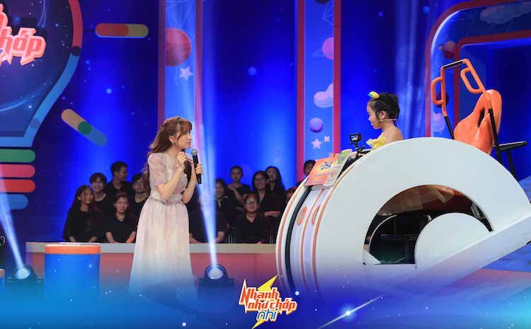 Hòa Minzy đảm nhận vai trò MC Nhanh Như Chớp Nhí Mùa 4 – 2022 nhanh nhu chop nhi mua 4 03
