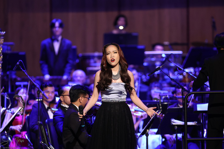 Dem nhac giang sinh Pham Khanh Ngoc