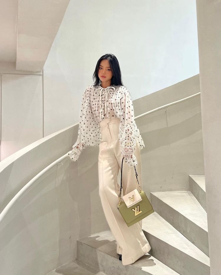 Quần ống suông và 4 bản phối “highlight” cá tính thời thượng Quan ong suong 01