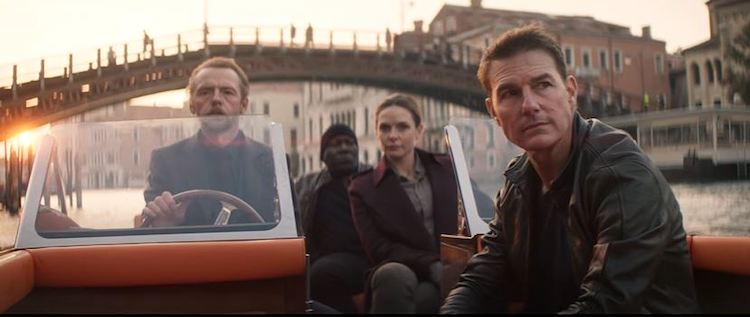 Cận cảnh Tom Cruise thực hiện cảnh quay thực trong Nhiệm Vụ: Bất Khả Thi Nghiệp Báo Phần Một bat-kha-thi-nghiep-bao-phan-mot-5