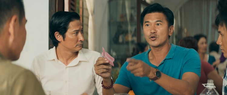 LAT MAT 6 TRAILER 03