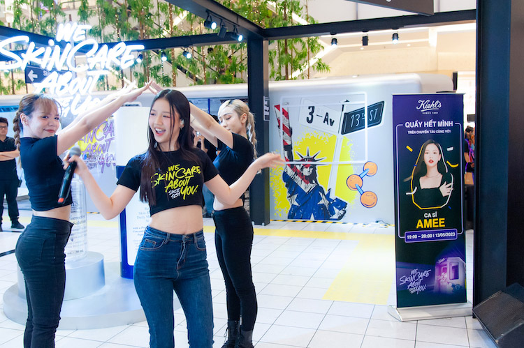 Kiehl’s New York City Subway – Chuyến tàu điện ngầm New York đến TP. Hồ Chí Minh tháng 5 này chuyen-tau-dien-ngam-05