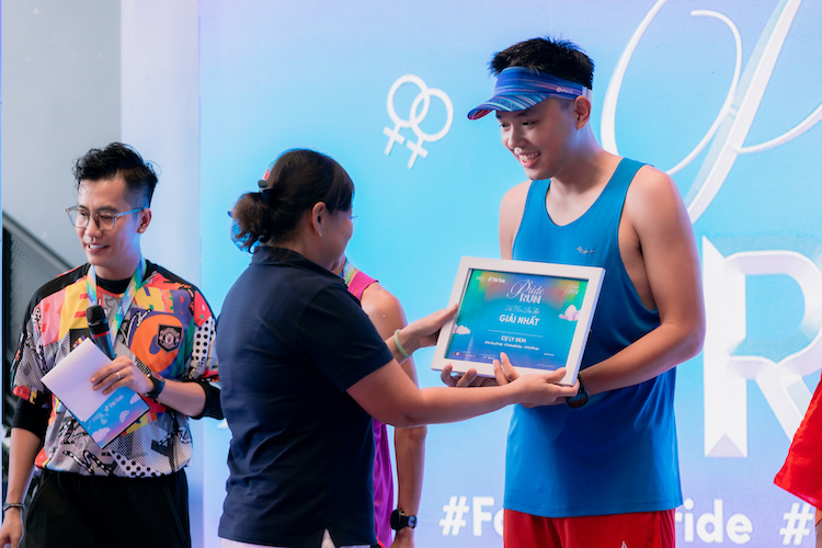 Chuỗi sự kiện #TuHaoDaSac 2023 kết nối hàng trăm sắc màu đến từ cộng đồng LGBTQIA+ #TuHaoDaSac-17