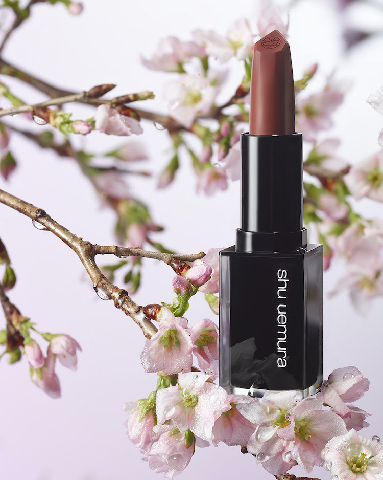 Son Kinu Matte lấy ý tưởng từ lụa Chirimen Nhật Bản Son Kinu Matte