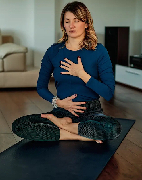 5 tư thế yoga giúp cải thiện giấc ngủ tuyệt vời, bạn nên thử ngay 5 tư thế yoga cải thiện giấc ngủ