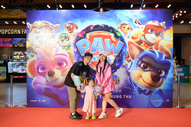 Các gia đình sao Việt háo hức đón Trung Thu với biệt đội cún cưng của Paw Patrol: Phim siêu đẳng Paw Patrol phim sieu dang Gia dinh Cholondowntown