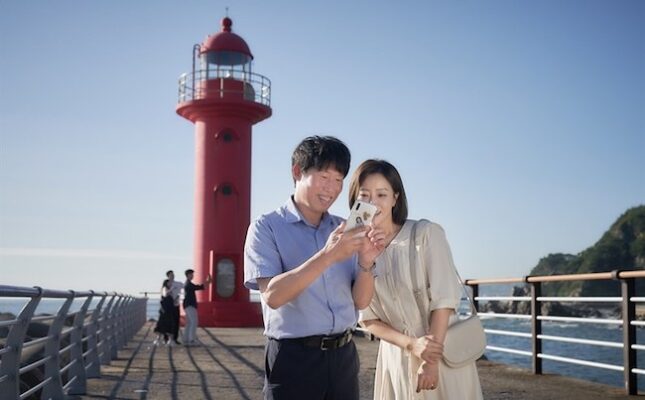 phim-hai-honey-sweet-2