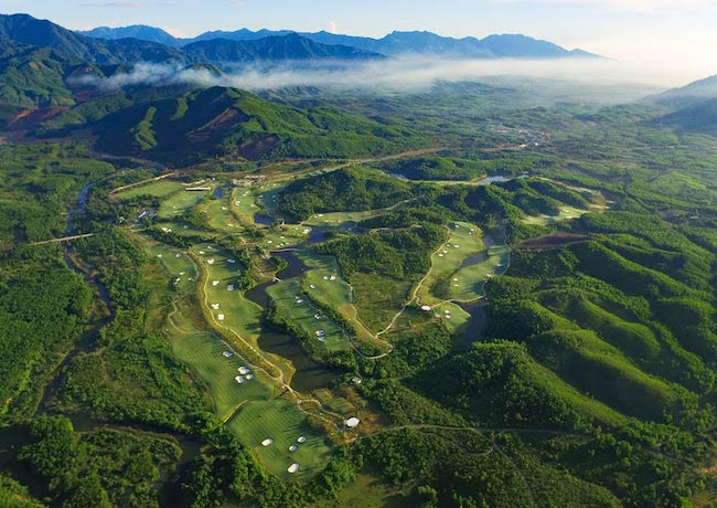 Hai sân golf miền Trung lọt Top 100 khu nghỉ dưỡng golf hàng đầu thế giới top-100-khu-nghi-duong-golf-hang-dau-the-gioi-04