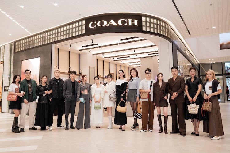 Coach khai trương cửa hàng đầu tiên tại Hà Nội Coach-ha-noi-01