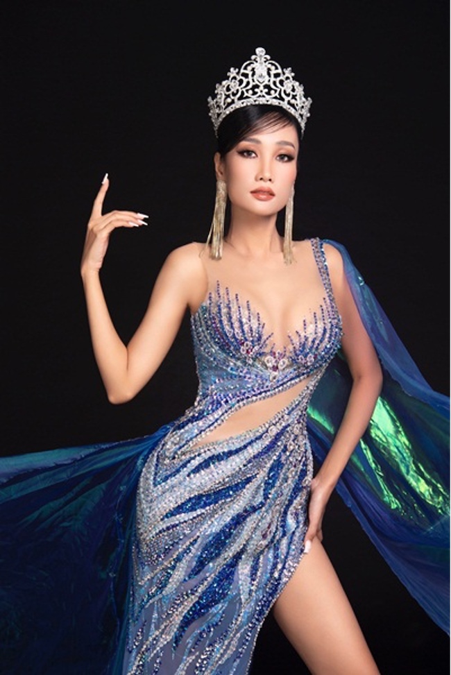 Huỳnh Thi cùng lúc được 3 tổ chức vinh danh là Người Đẹp Vì Cộng Đồng Hoa hậu Huỳnh Thi