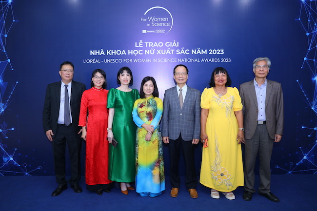 L’Oréal – UNESCO công bố 3 nhà khoa học nữ xuất sắc năm 2023 nha-khoa-hoc-nu-xuat-sac-2023-02