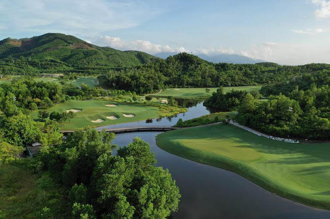 doi-truong-tuyen-chau-au-Luke-Donald-03