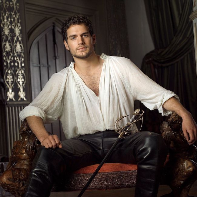 Mỹ nam đẹp nhất thế giới 2023 – Henry Cavill phá đảo rạp mùng 1 Tết 2024 Henry-Cavill-08