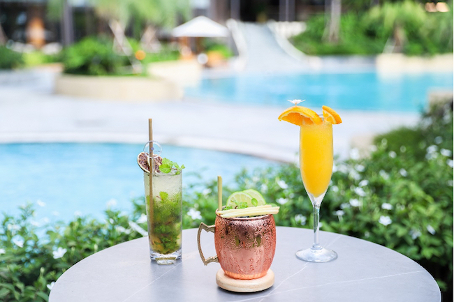6 chương trình ưu đãi Tết hấp dẫn tại khách sạn LOTTE Sài Gòn uu-dai-Tet-tai-oc-dao-xanh-Pool-Bar
