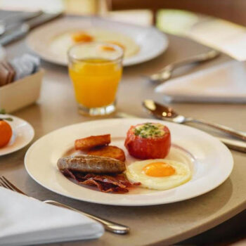 Breakfast-Hopping-05