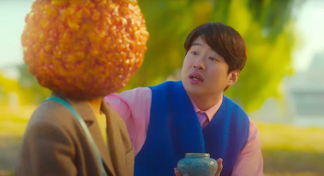 Kim Yoo Jung thành miếng gà chua cay trong Chicken nugget mieng-ga-chien-gion-Chicken-Nugget-01