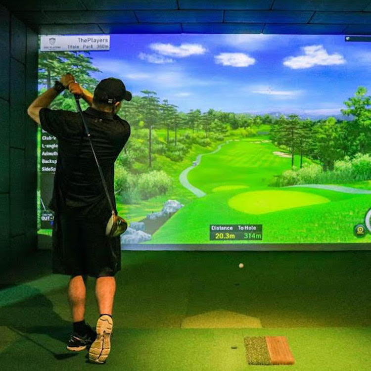 Alma Resort giới thiệu trải nghiệm chơi golf thực tế ảo choi-golf-thuc-te-ao-04