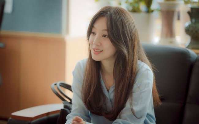 Đêm lãng mạn ở Hagwon của Wi Ha Joon và Jung Ryeo Won được yêu thích dem-lang-man-o-Hagwon-The-midnight-romance-in-Hagwon-04