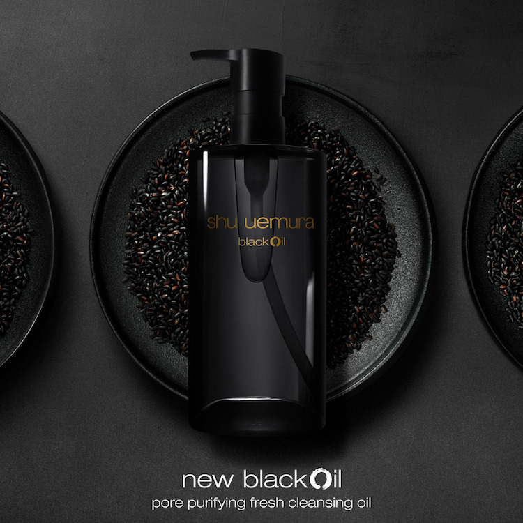 shu uemura Black Oil 01