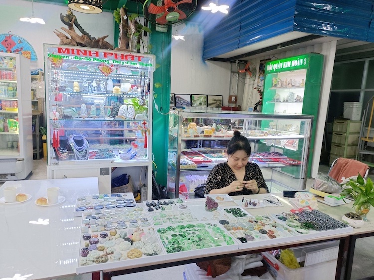 tranh da quy lan phuong 06