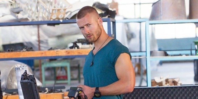 Top 5 bộ phim nổi bật của nam diễn viên Glen Powell Glen-Powell-01