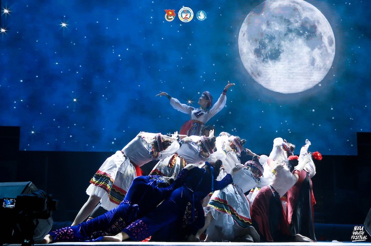 NEU Concert 2024: Bữa tiệc âm nhạc hoành tráng chào đón Tân sinh viên của Trường Đại học Kinh tế Quốc Dân NEU-Concert-2024-02