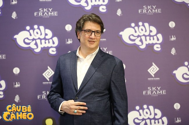 cau-be-ca-heo-Mohammad-Kheirandish