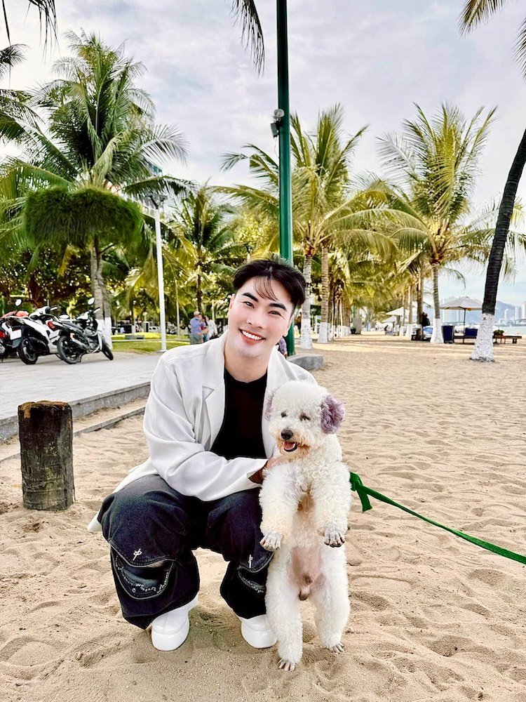 Phan Minh Trung – thầy giáo điển trai chinh phục giới trẻ Gen Z với học lực "khủng" và tài năng đa dạng Phan-Minh-Trung-03