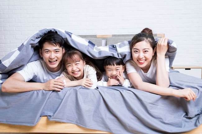 Vì sao không nên dùng điện thoại trước khi ngủ? dung-dien-thoai-truoc-khi-ngu-06