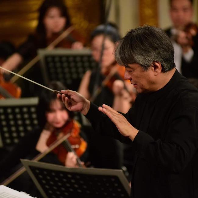 Mozart-vuot-thoi-gian5