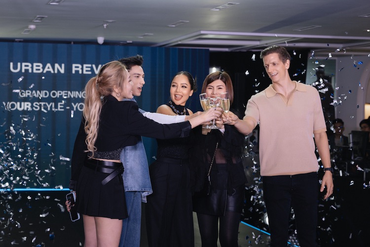 Isaac cùng dàn sao Việt tỏa sáng tại lễ khai trương URBAN REVIVO ở Vincom Đồng Khởi khai truong urban revivo 4