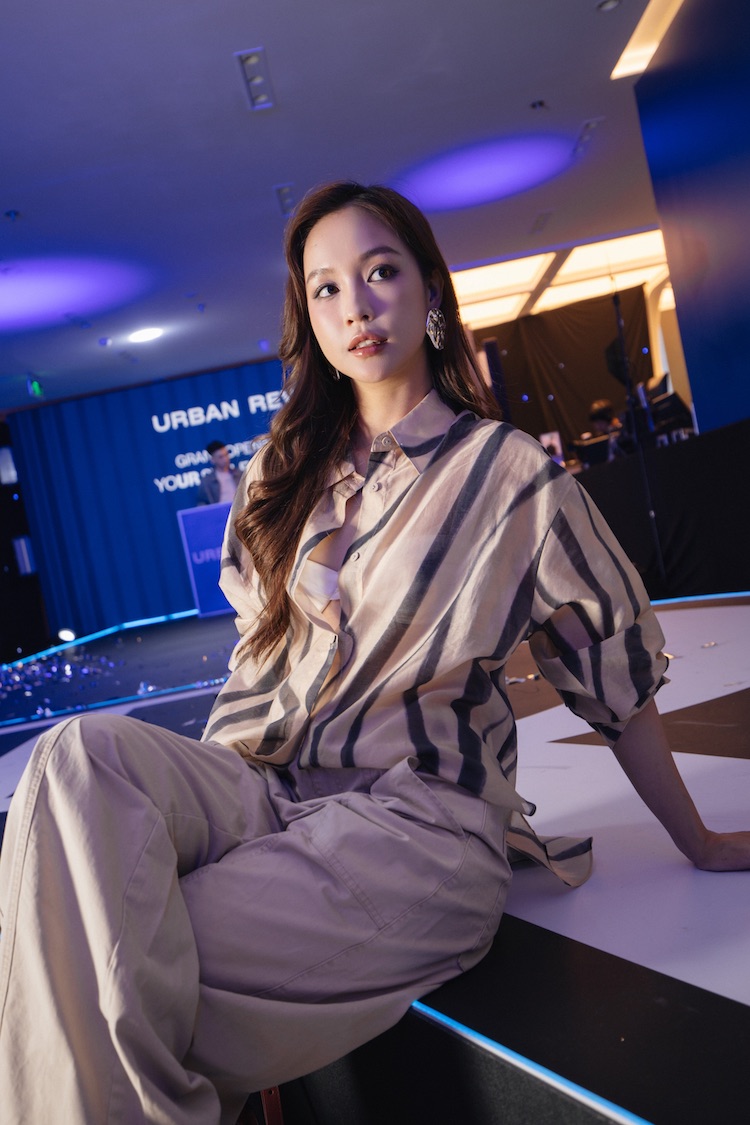 Isaac cùng dàn sao Việt tỏa sáng tại lễ khai trương URBAN REVIVO ở Vincom Đồng Khởi khai-truong-urban-revivo-le-chi
