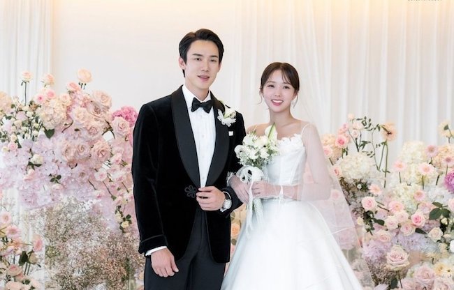 Khi điện thoại đổ chuông gây sốt bởi diễn xuất và nhan sắc nổi bật của cặp đôi chính khi-chuong-dien-thoai-reo-When-the-phone-rings-1