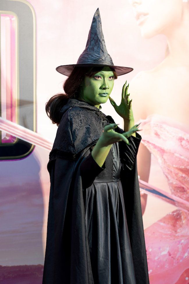 Đại hội phù thủy: Dàn sao Việt đổ bộ thảm đỏ phim Wicked tham-do-Wicked-12