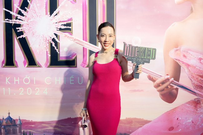 Đại hội phù thủy: Dàn sao Việt đổ bộ thảm đỏ phim Wicked tham-do-Wicked-a-hau-Vivian-Nguyen