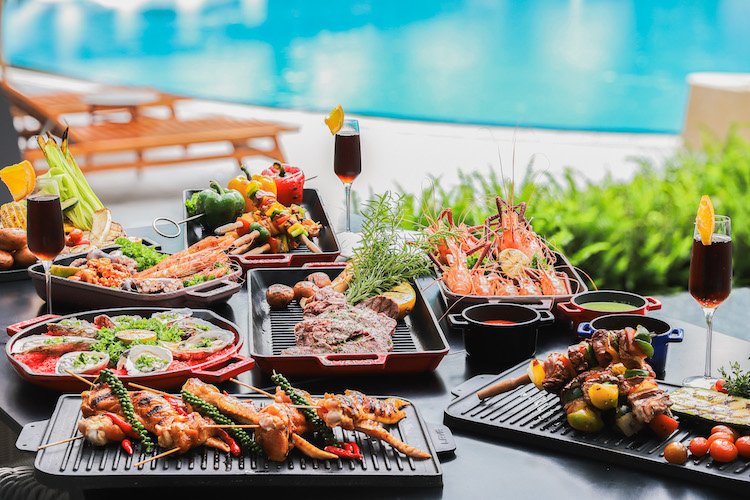 1.LOTTE-sai-gon-don-tet-at-ty-Buffet-The-Canvas