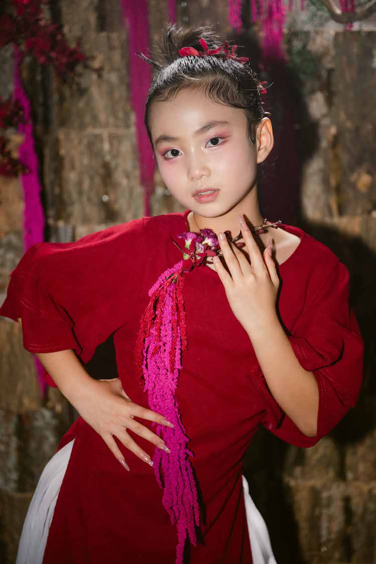 11-mau-nhi-gia-an