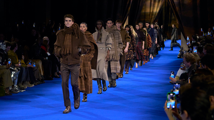 Ngắm trọn bộ sưu tập Burberry Winter 2025 Burberry-Winter-2025-1