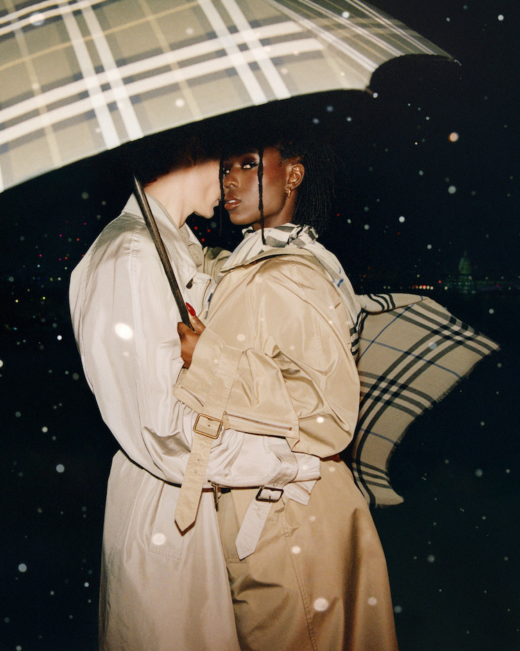 Burberry-bst-xuan-he-2025-14
