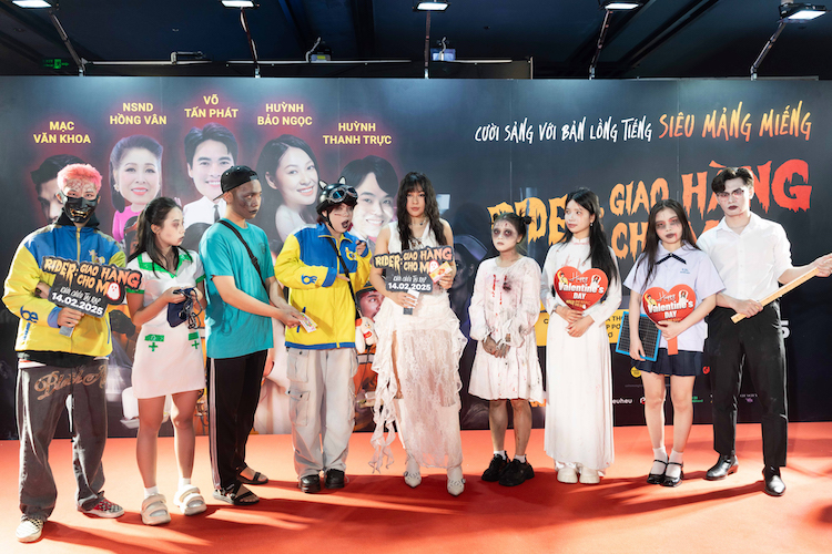 Dàn sao Việt "quẩy banh nóc" buổi ra mắt Rider: Giao hàng cho ma Rider-huynh-bao-ngoc