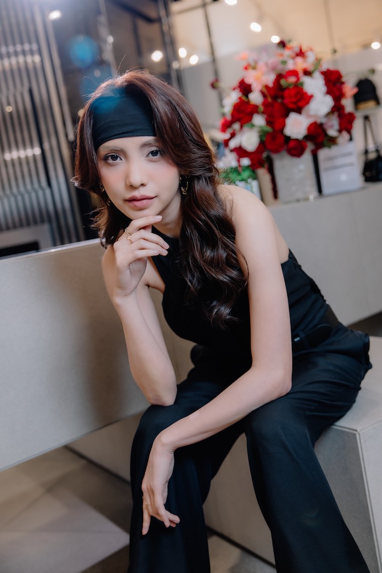 “Anh Trai” Dương Domic ghi dấu ấn tại sự kiện Khám phá BST Xuân Hè 2025 moschino 2025 09