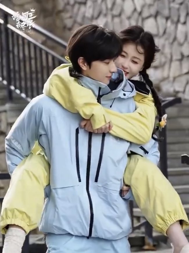 Suỵt, quốc vương đang ngủ đông (Ski into Love) gây sốt suyt-quoc-vuong-dang-ngu-dong-Ski-into-love-06