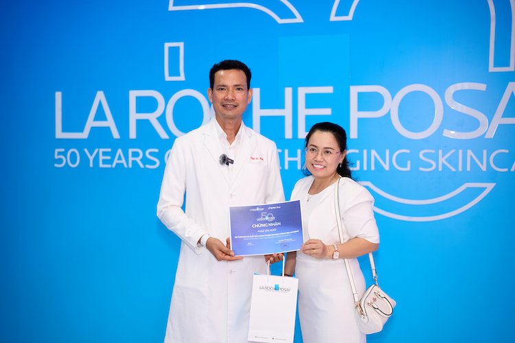 La Roche-Posay kỷ niệm 50 năm hành trình chữa lành làn da 50-nam-La-Roche-Posay-06