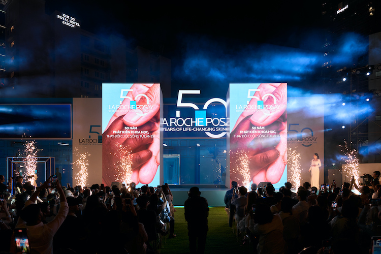 La Roche-Posay kỷ niệm 50 năm hành trình chữa lành làn da 50-nam-La-Roche-Posay-10