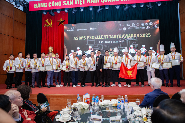 Nguyễn Huỳnh Thành Long – Hành trình chạm đến danh hiệu Siêu Đầu Bếp Tài Hoa bep-truong-nguyen-huynh-thanh-long-006